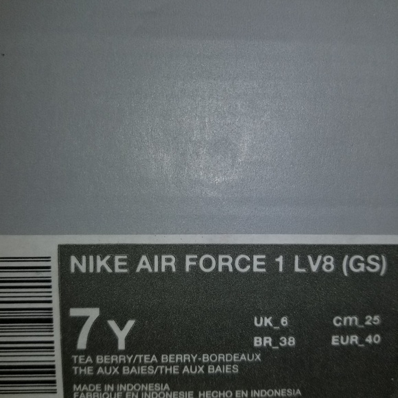 Nike Air Force 1 - Picture 3 of 6